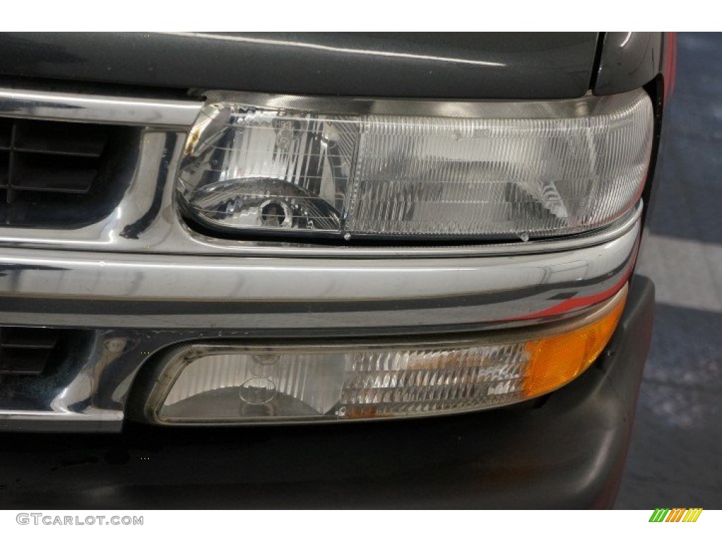 2003 Suburban 1500 LT 4x4 - Dark Gray Metallic / Gray/Dark Charcoal photo #44