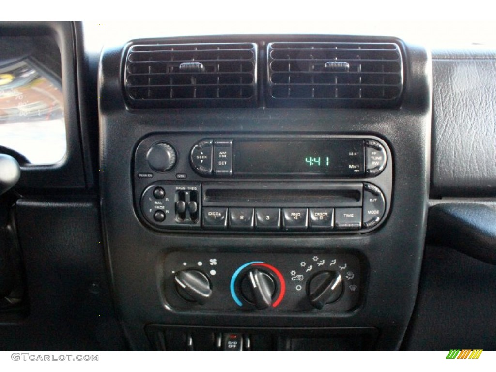 2003 Wrangler X 4x4 - Black Clearcoat / Dark Slate Gray photo #20