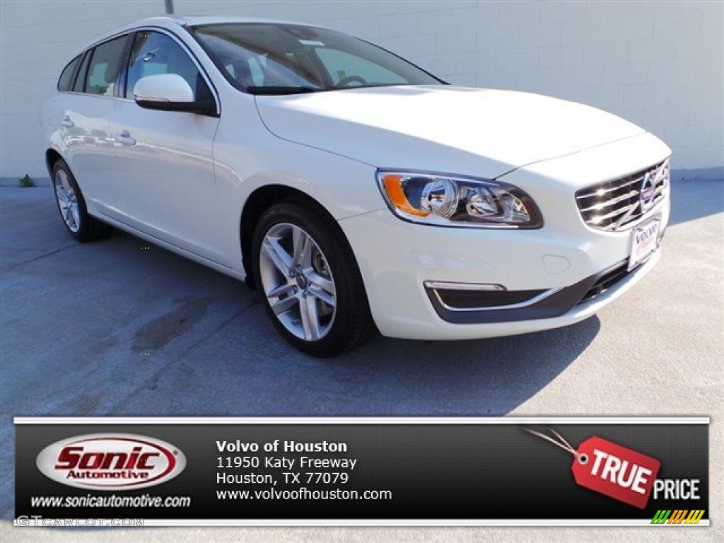 2015 V60 T5 AWD - Ice White / Soft Beige photo #1