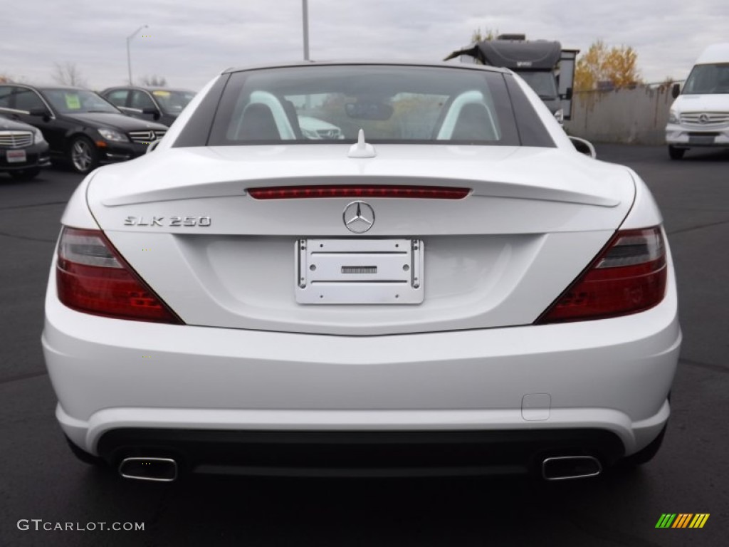 2015 SLK 250 Roadster - Polar White / Bengal Red/Black photo #4