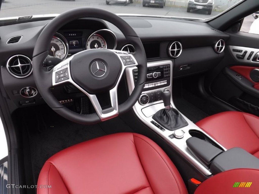 Bengal Red/Black Interior 2015 Mercedes-Benz SLK 250 Roadster Photo #98727077