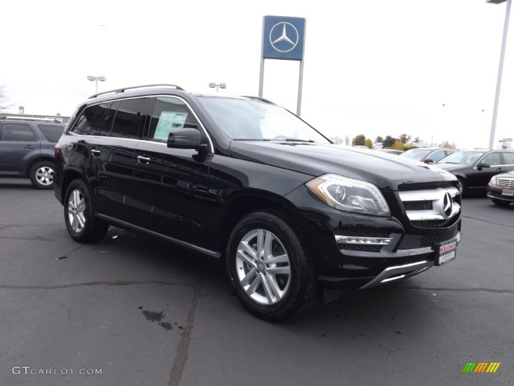 2015 GL 350 BlueTEC 4Matic - Obsidian Black Metallic / Almond Beige/Black photo #3