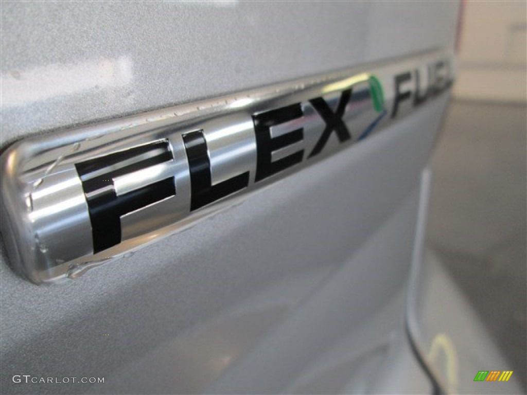 2015 Explorer XLT - Ingot Silver / Medium Light Stone photo #8