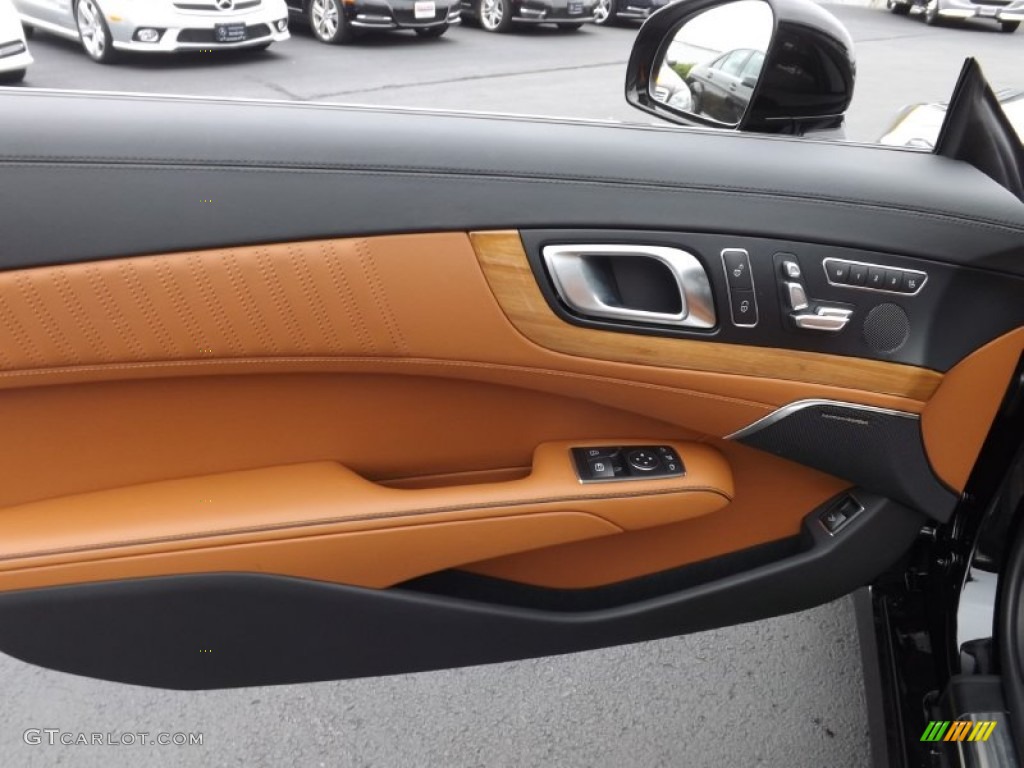 2015 Mercedes-Benz SL 550 Roadster designo Light Brown Door Panel Photo #98730245