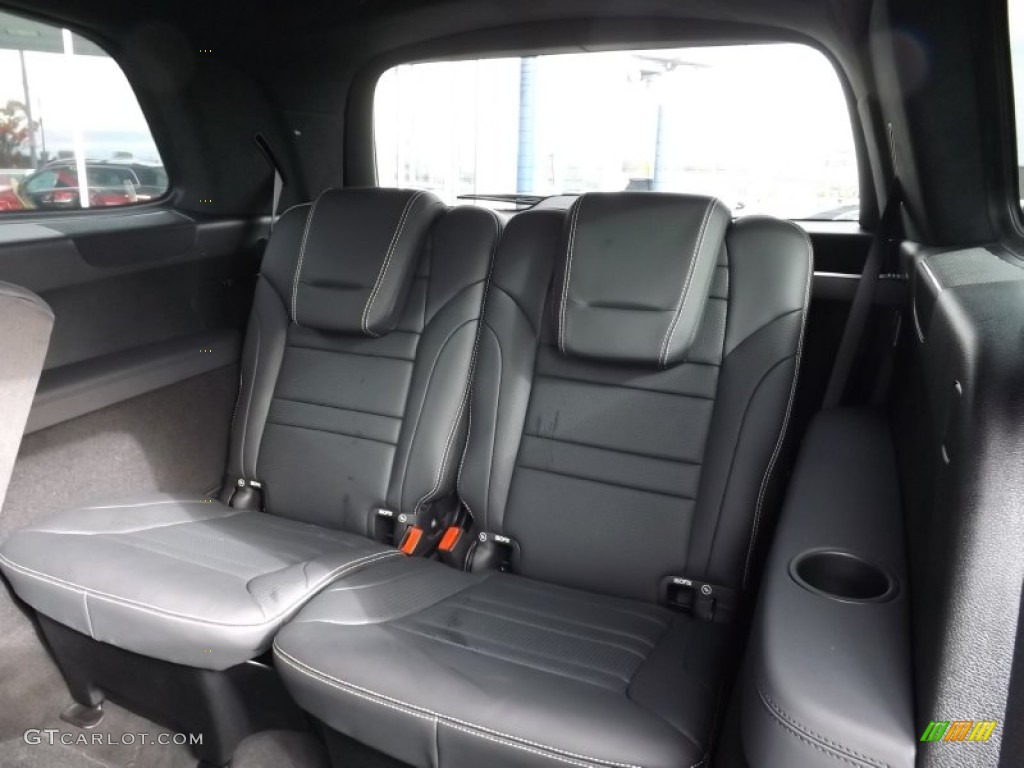 2015 Mercedes-Benz GL 63 AMG 4Matic Rear Seat Photo #98730593