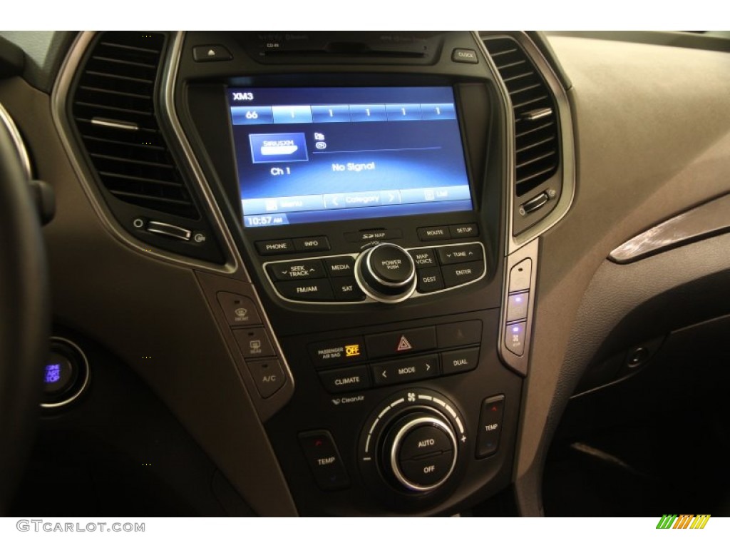 2013 Hyundai Santa Fe Limited AWD Controls Photo #98736386