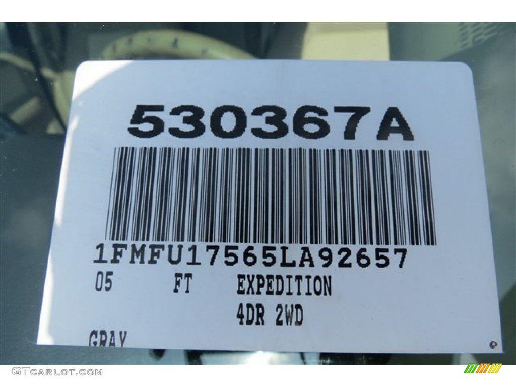 2005 Expedition Eddie Bauer - Dark Stone Metallic / Medium Parchment photo #20