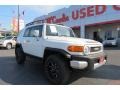 Iceberg White - FJ Cruiser 4WD Photo No. 1