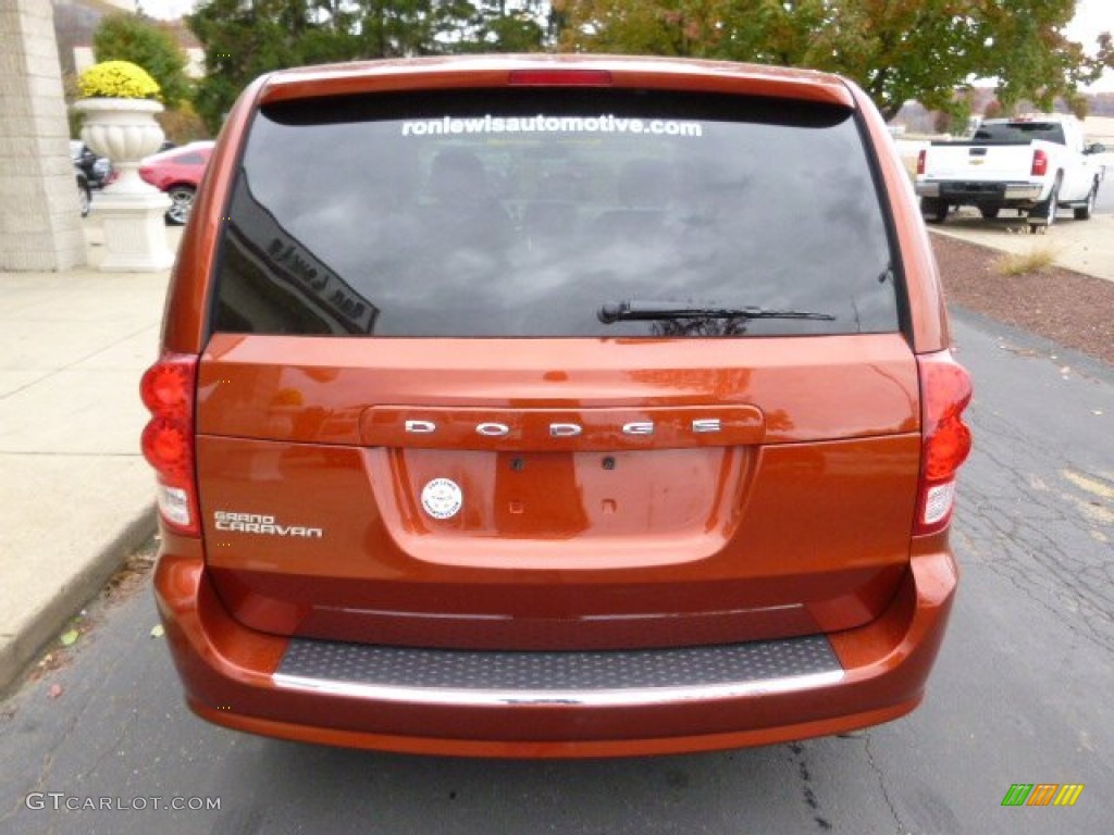 2012 Grand Caravan SE - Copperhead Pearl / Black/Light Graystone photo #7