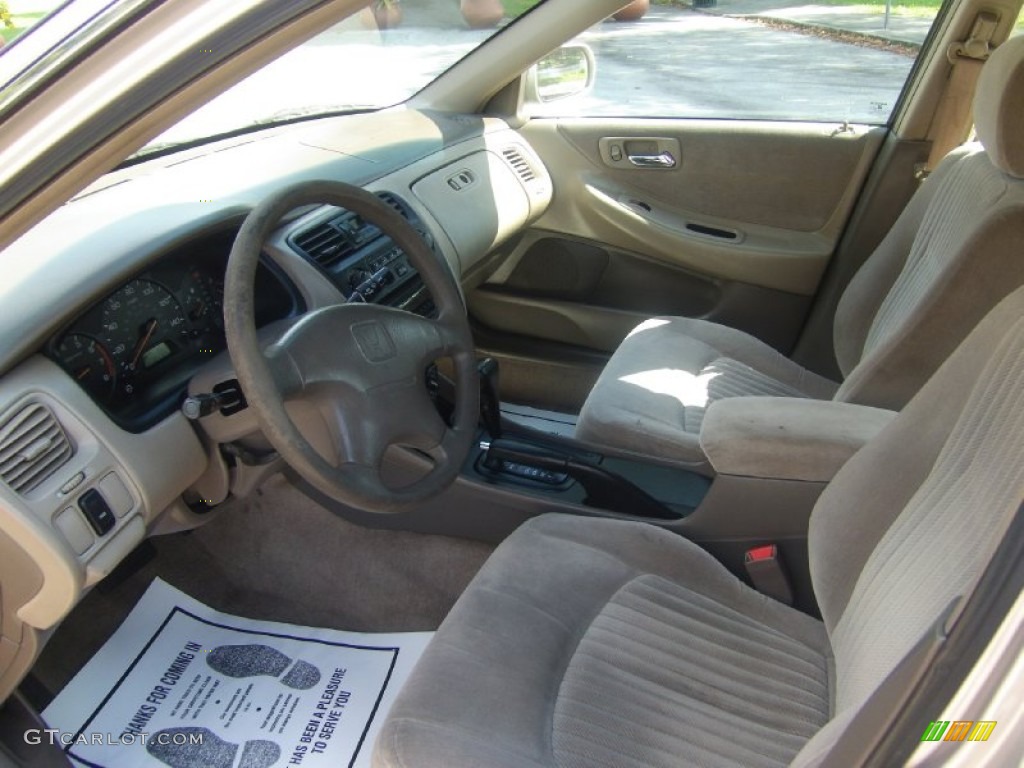 1998 Accord LX Sedan - Regent Silver Pearl / Ivory photo #7