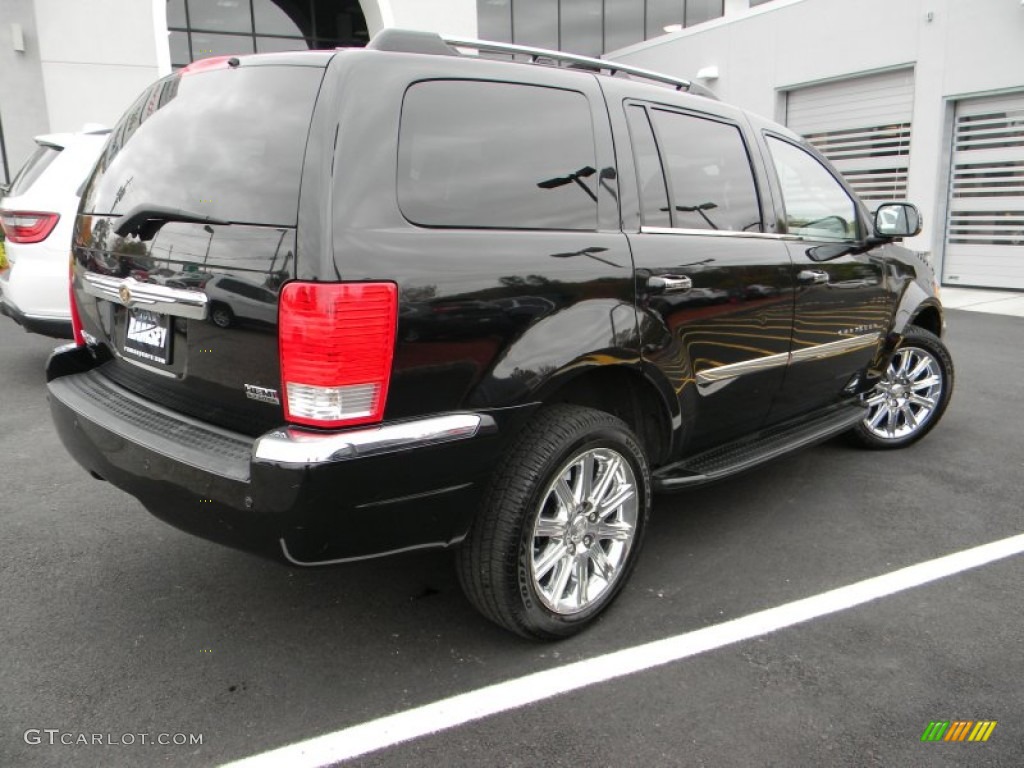 2008 Aspen Limited 4WD - Brilliant Black Crystal Pearl / Light Graystone photo #6