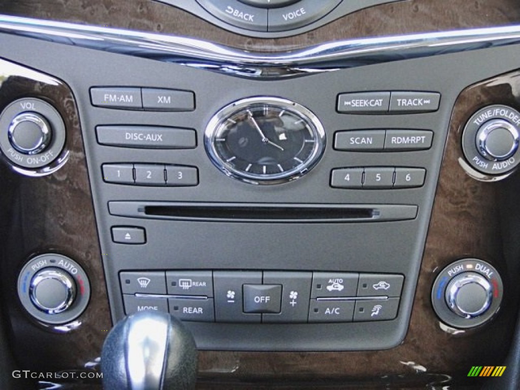 2011 Infiniti QX 56 Controls Photo #98764157