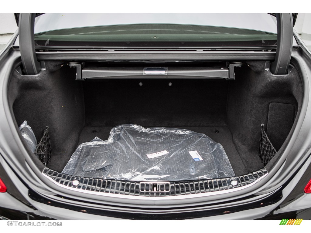 2015 Mercedes-Benz S 63 AMG 4Matic Sedan Trunk Photos