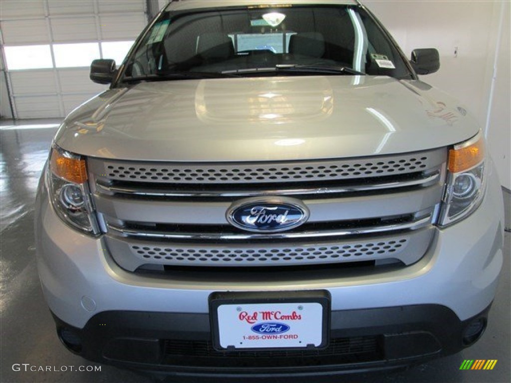 2015 Explorer FWD - Ingot Silver / Medium Light Stone photo #2