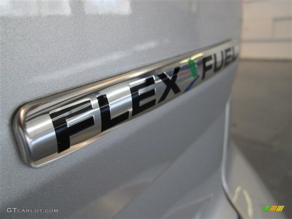 2015 Explorer FWD - Ingot Silver / Medium Light Stone photo #7