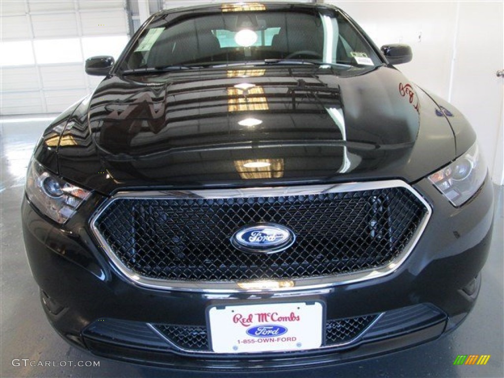 2015 Taurus SHO AWD - Tuxedo Black Metallic / Charcoal Black photo #2