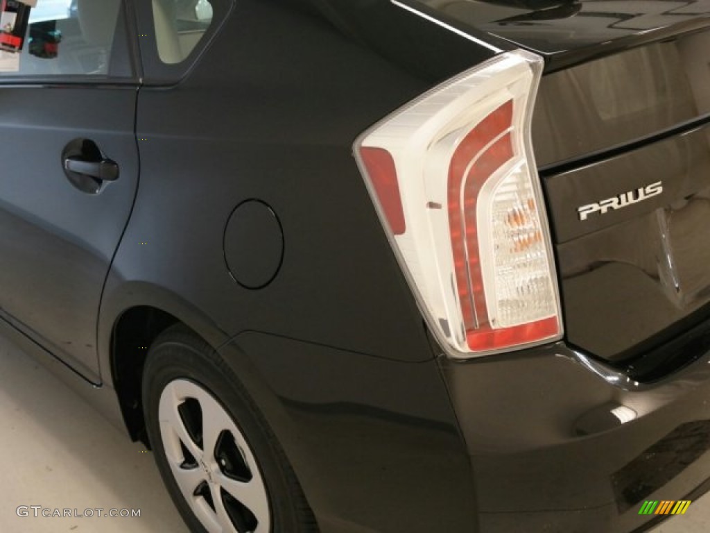 2015 Prius Four Hybrid - Black / Bisque photo #6