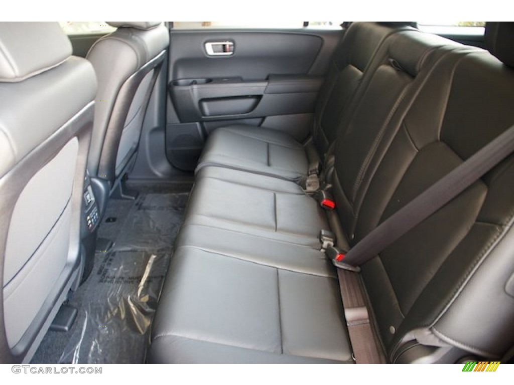 2015 Pilot EX-L - Alabaster Silver Metallic / Black photo #12