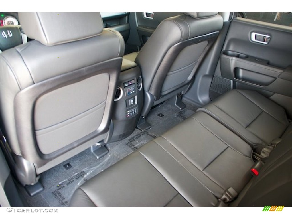 2015 Pilot EX-L - Alabaster Silver Metallic / Black photo #13