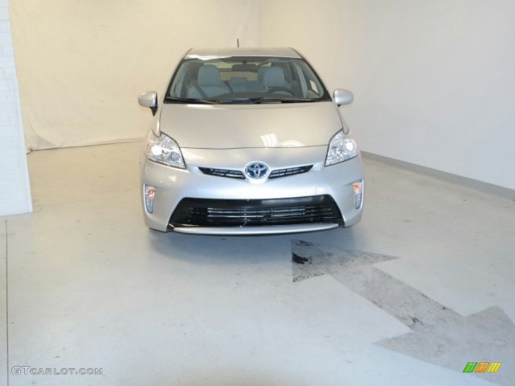 2015 Prius Two Hybrid - Classic Silver Metallic / Misty Gray photo #5