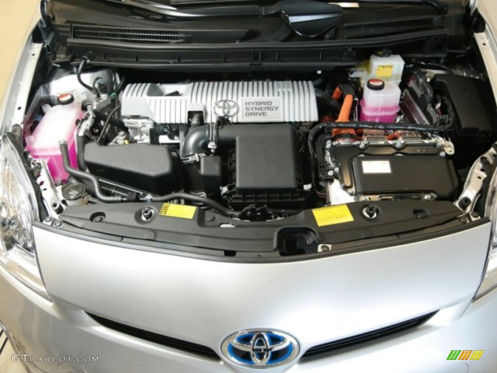 2015 Prius Two Hybrid - Classic Silver Metallic / Misty Gray photo #7