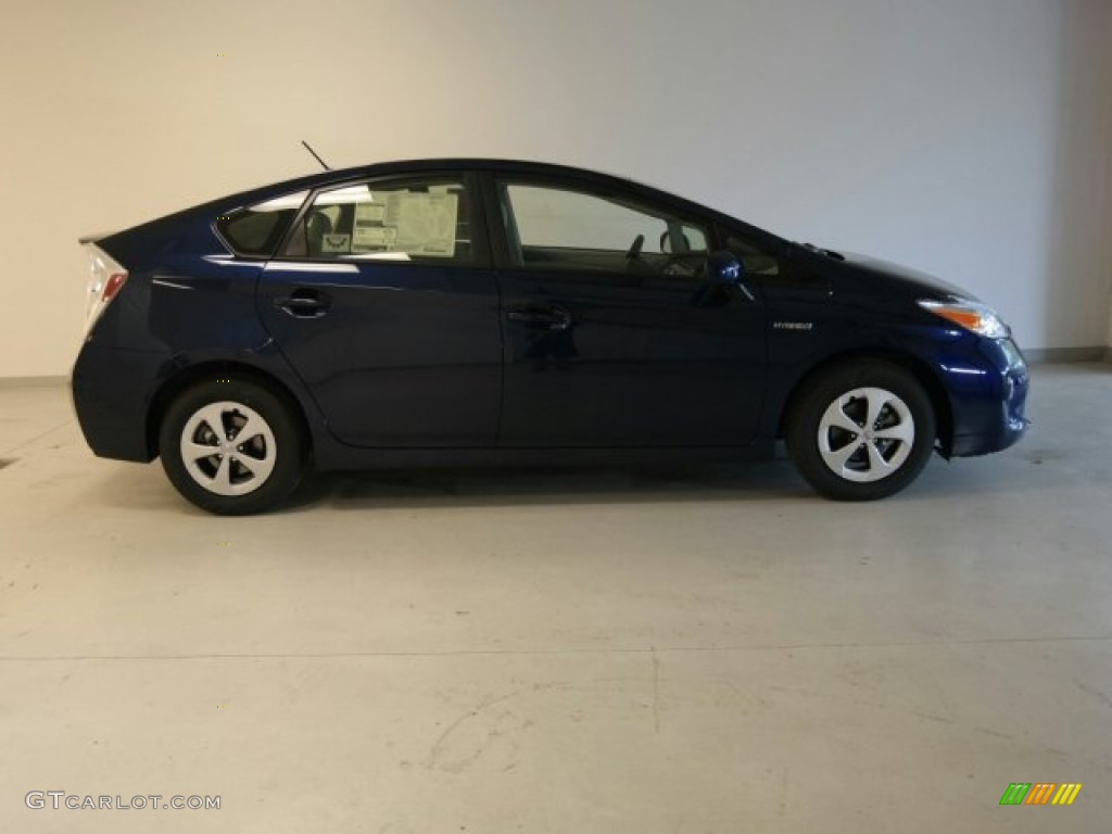 2015 Prius Two Hybrid - Nautical Blue Metallic / Misty Gray photo #1