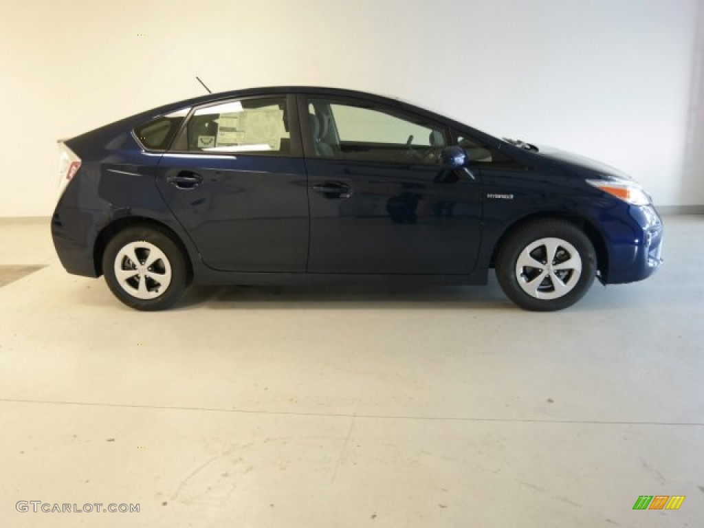 2015 Prius Two Hybrid - Nautical Blue Metallic / Dark Gray photo #1
