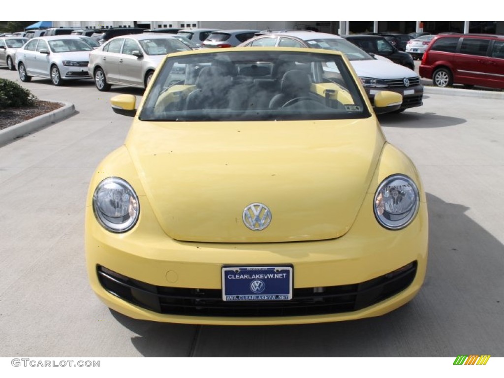 2015 Beetle 1.8T Convertible - Yellow Rush / Titan Black photo #3