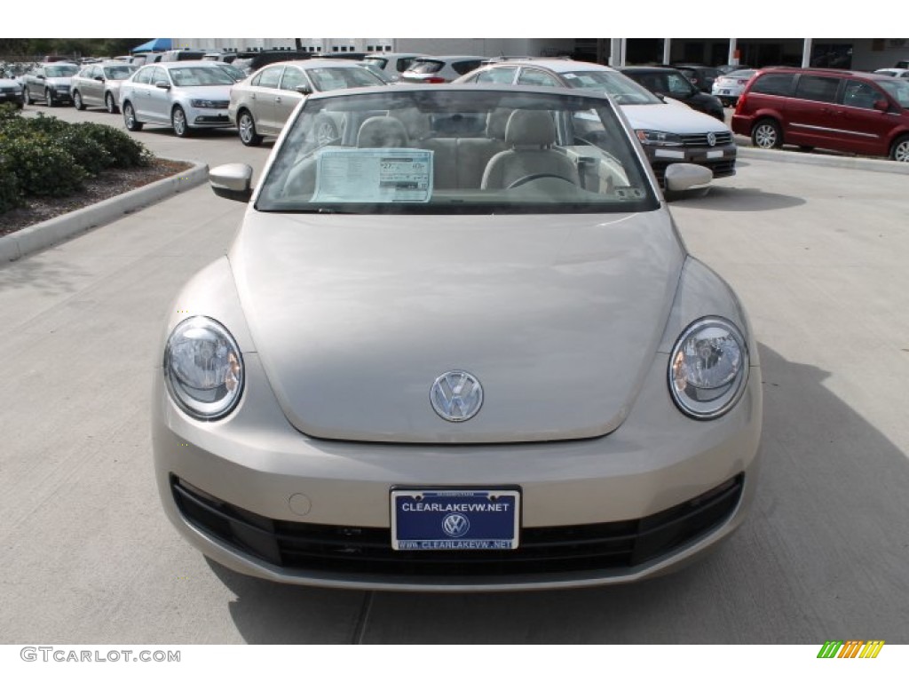 2015 Beetle 1.8T Convertible - Moonrock Silver Metallic / Beige photo #3