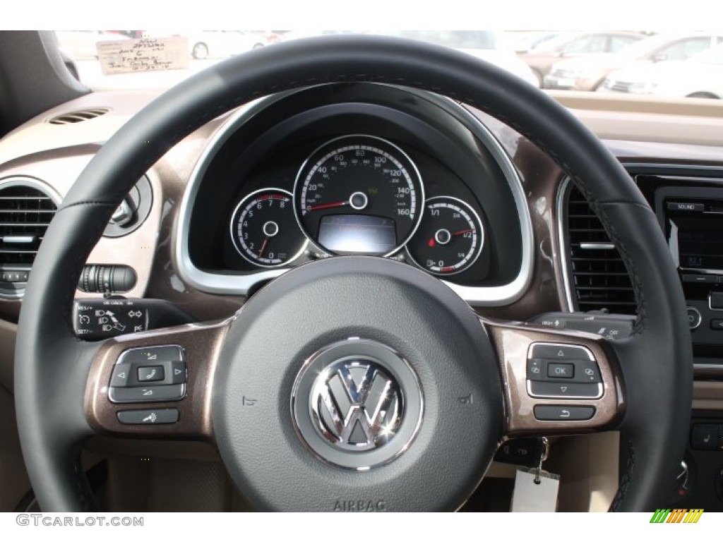 2015 Volkswagen Beetle 1.8T Convertible Beige Steering Wheel Photo #98792071