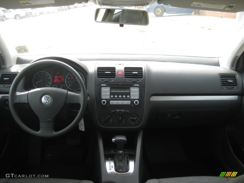 2009 Rabbit 2 Door - Black / Anthracite photo #33