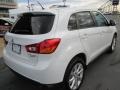 White - Outlander Sport ES Photo No. 7