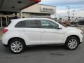 White - Outlander Sport ES Photo No. 8