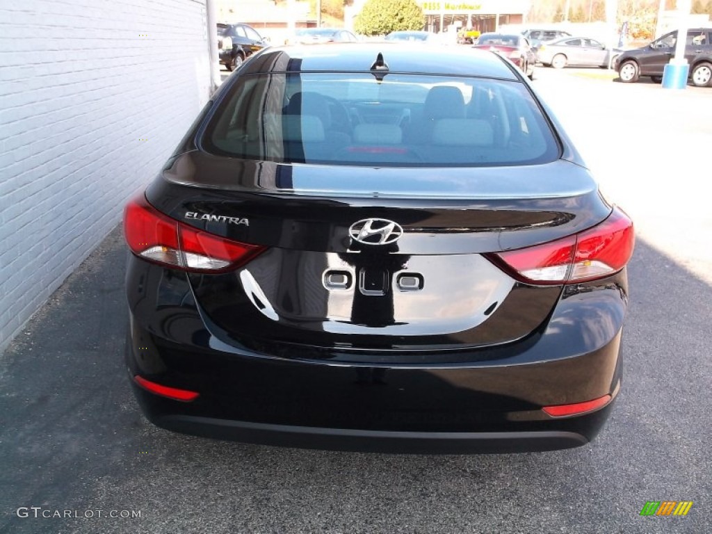 2015 Elantra SE Sedan - Black Diamond / Gray photo #6