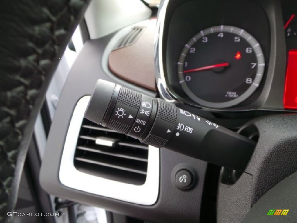 2014 GMC Terrain SLT Controls Photo #98800258