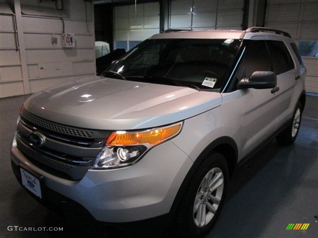 2015 Explorer FWD - Ingot Silver / Medium Light Stone photo #3
