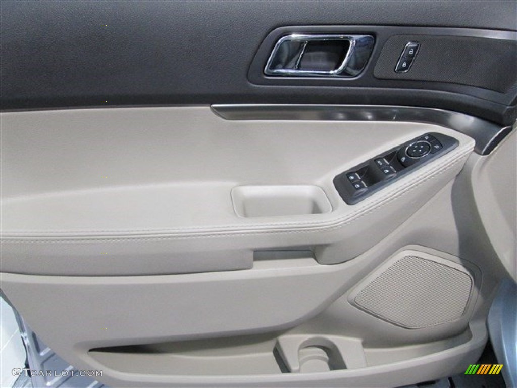 2015 Explorer FWD - Ingot Silver / Medium Light Stone photo #14