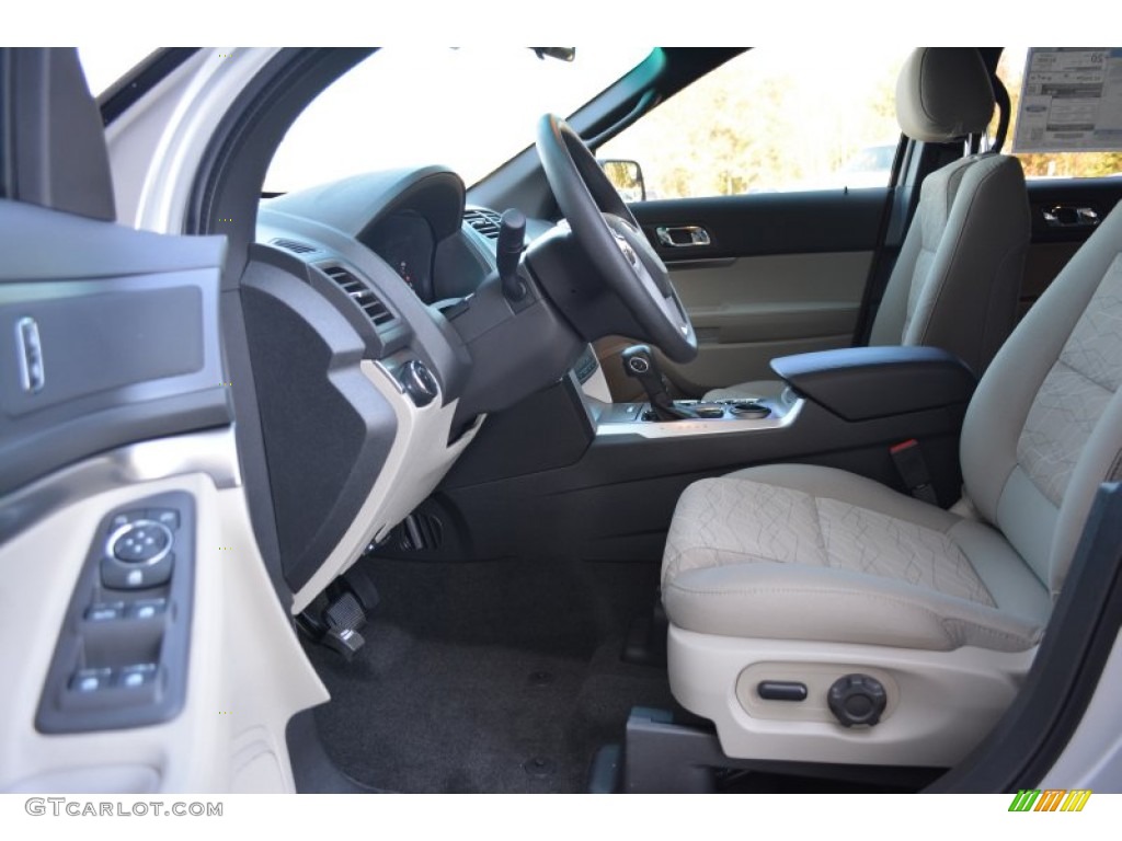 2015 Explorer FWD - Ingot Silver / Medium Light Stone photo #6