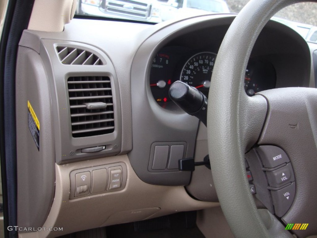 2011 Sedona LX - Cashmere Beige / Beige photo #11