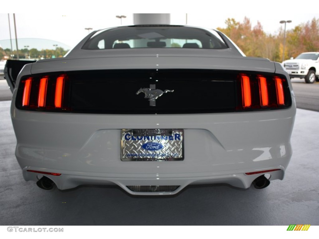 2015 Mustang V6 Coupe - Oxford White / Ebony photo #10