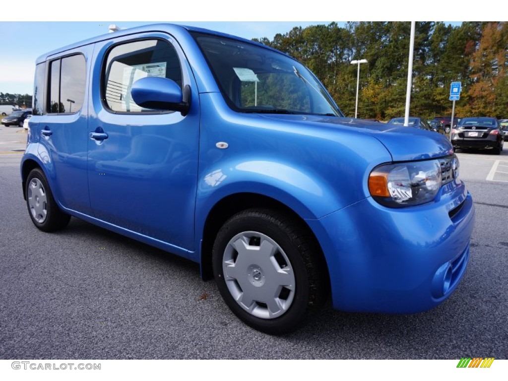 2014 Nissan Cube 1.8 S Exterior Photos