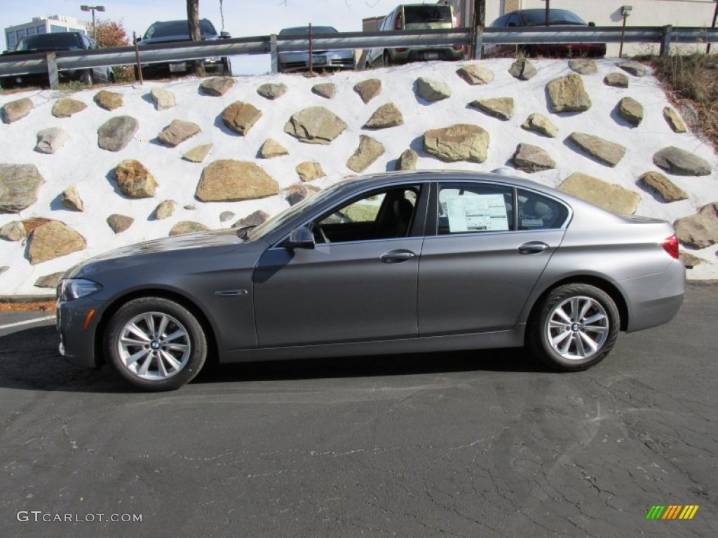 2015 BMW 5 Series 528i xDrive Sedan Exterior Photos