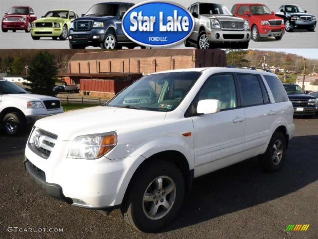 Taffeta White Honda Pilot
