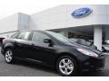 2014 Tuxedo Black Ford Focus SE Sedan  photo #1