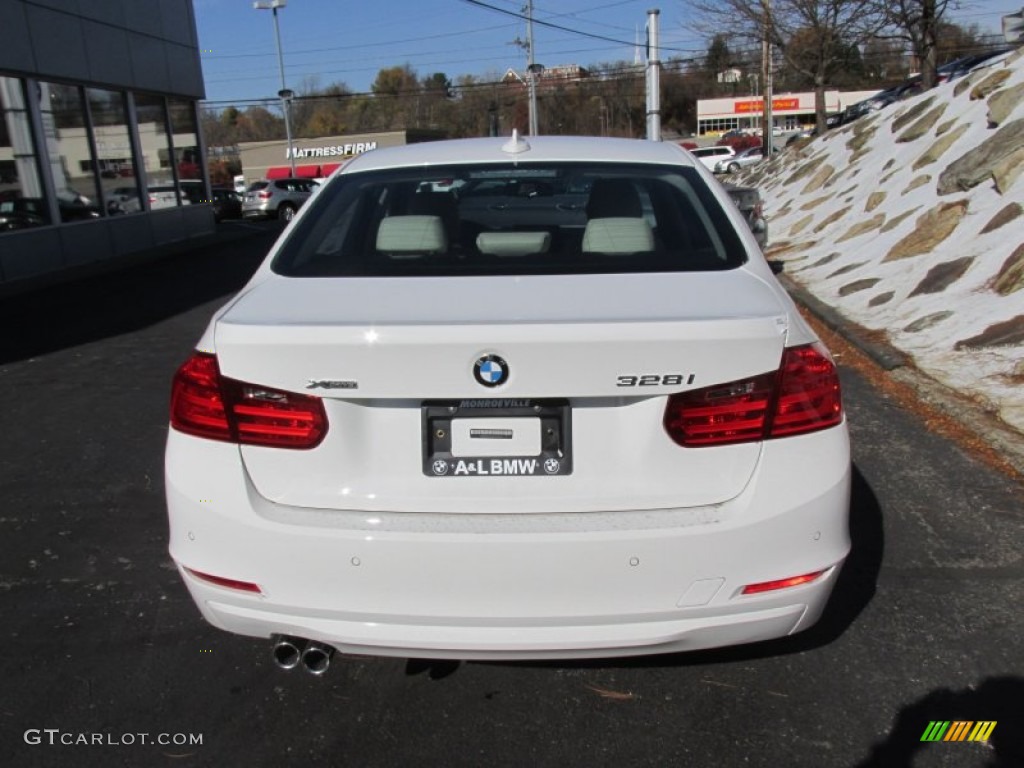 2015 3 Series 328i xDrive Sedan - Alpine White / Venetian Beige photo #6