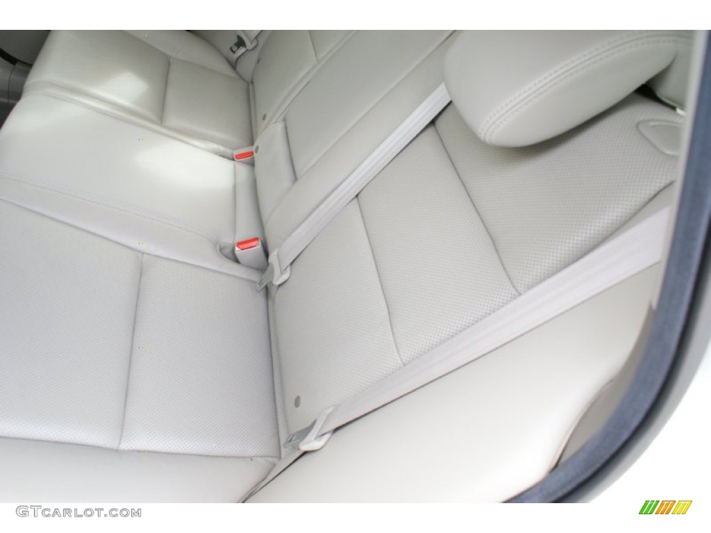 2012 RDX  - Bellanova White Pearl / Taupe photo #16