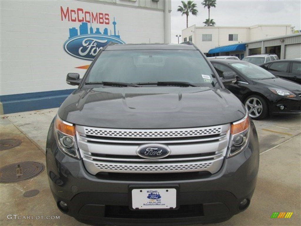 2015 Explorer XLT - Magnetic / Charcoal Black photo #10