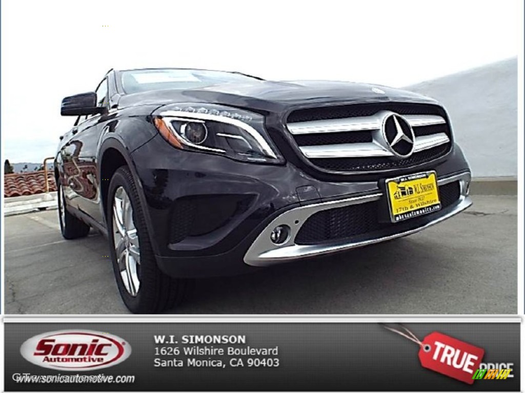 2015 GLA 250 4Matic - Night Black / Black photo #1