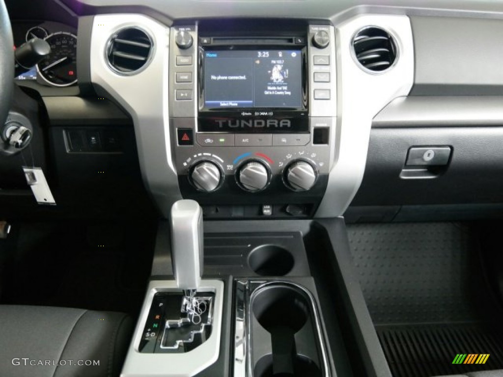 2015 Tundra SR5 Double Cab - Super White / Graphite photo #13