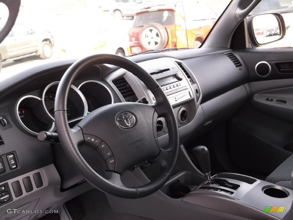 2006 Tacoma V6 TRD Access Cab 4x4 - Indigo Ink Pearl / Graphite Gray photo #13